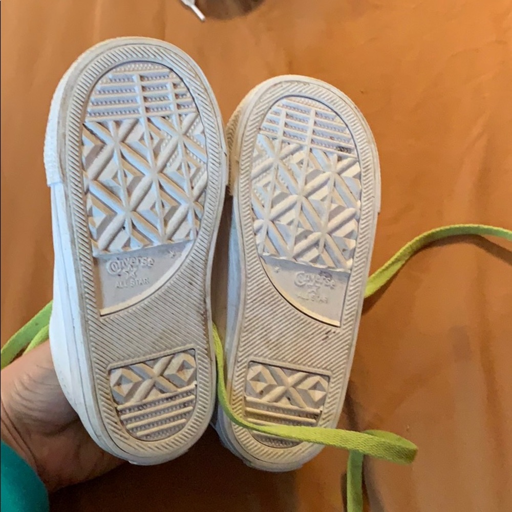 Toddler converse - Picture 3 of 4